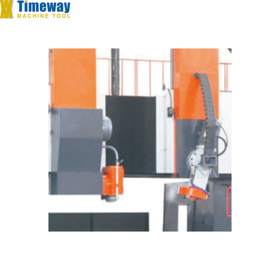 Metallverarbeitung mit der hochpräzisen Leitmaschine DSG-3200A vereinfacht
